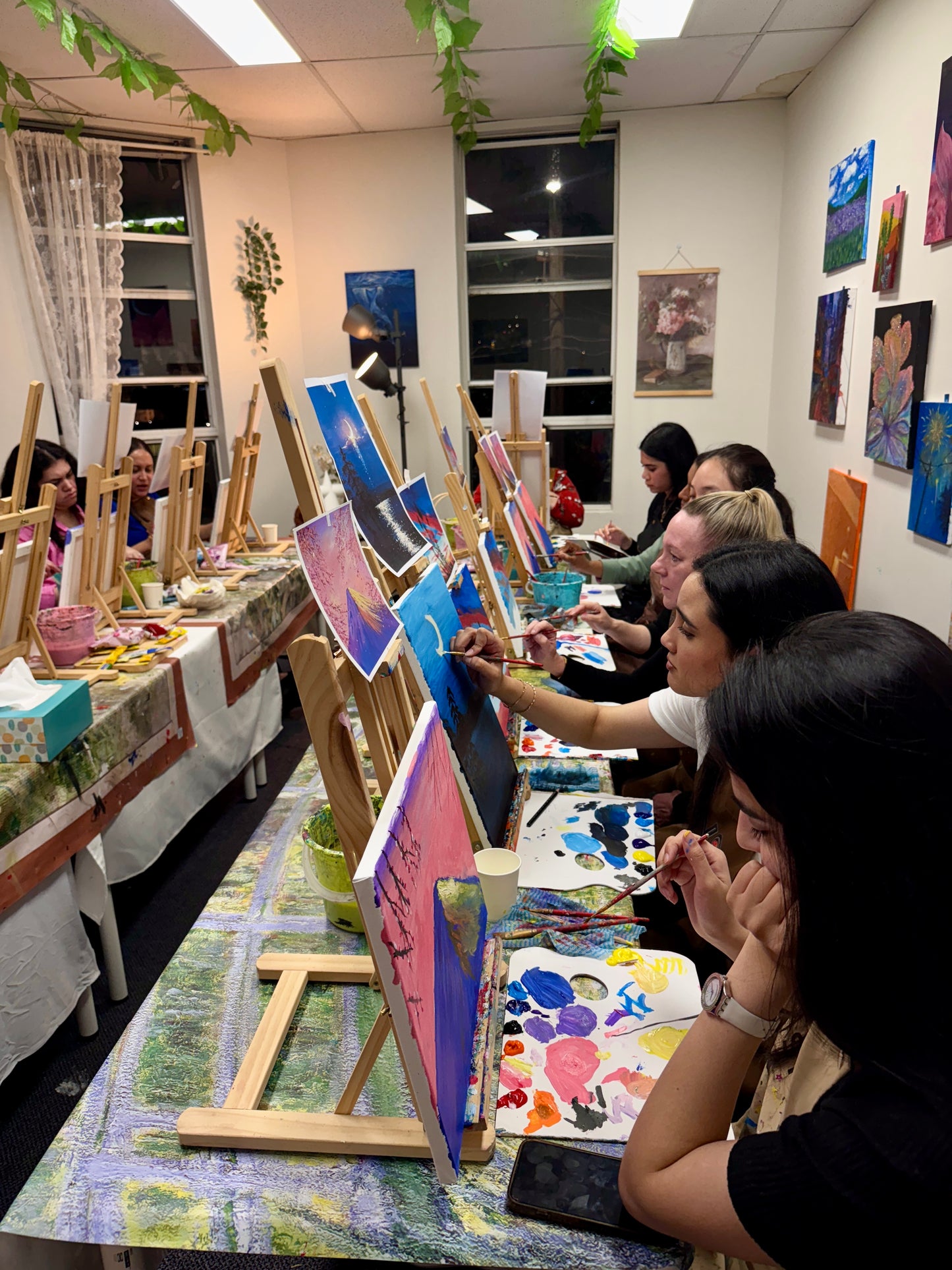 Paint and Sip Class: Pick Your Image(1hr-2.5hrs)