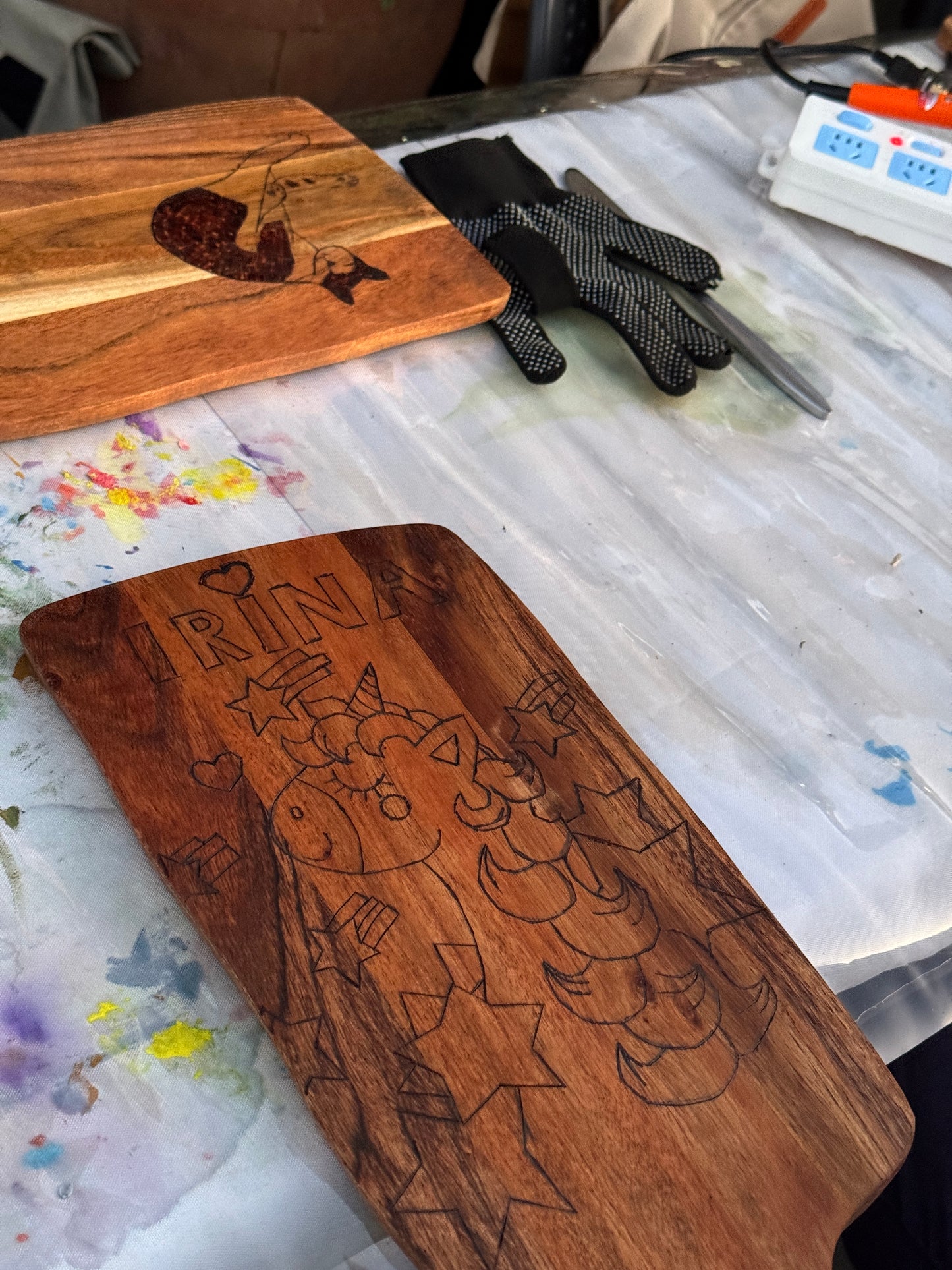 create your own wood burned cheeseboard(1.5hrs)