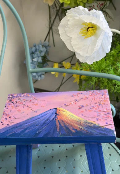 Paint & Sip on Stool Workshop(1.5hrs)